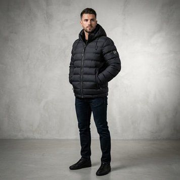 Мужская облегченная зимняя куртка Black Vinyl C26-2866 CQ Black 100986 фото
